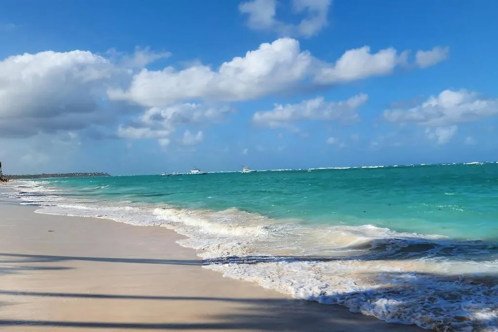 Lejlighed !!!New !!!Charming 2-2 Penthouse 2- 3 Min Walking To Bavaro Beach, El Cortecito- Solo A 2- 3 Min Caminando De La Playa Punta Cana