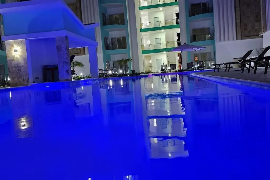 !!!New !!!Charming 2-2 Penthouse 2- 3 Min Walking To Bavaro Beach, El Cortecito- Solo A 2- 3 Min Caminando De La Playa Punta Cana 0*,