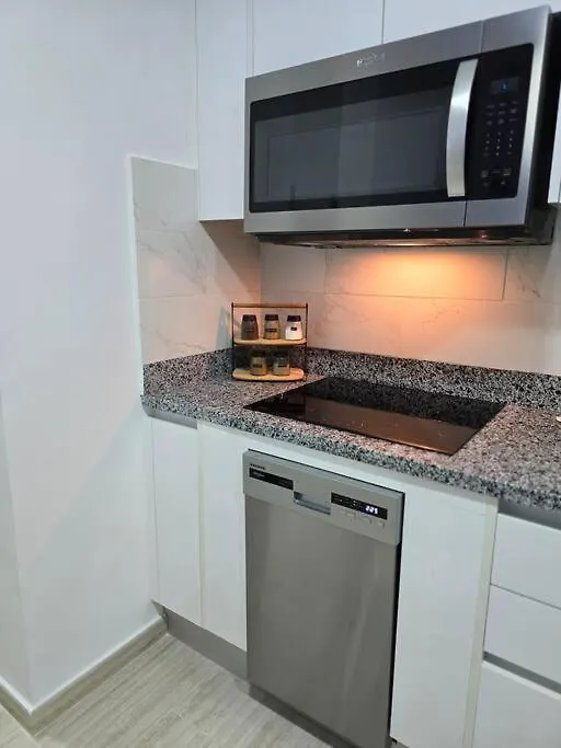 !!!New !!!Charming 2-2 Penthouse 2- 3 Min Walking To Bavaro Beach, El Cortecito- Solo A 2- 3 Min Caminando De La Playa Punta Cana